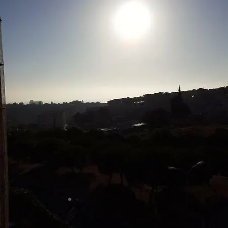 Authentic & Quiet Rio Tejo View Apartment *
